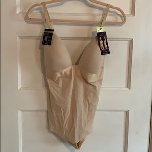 Convertible shapewear